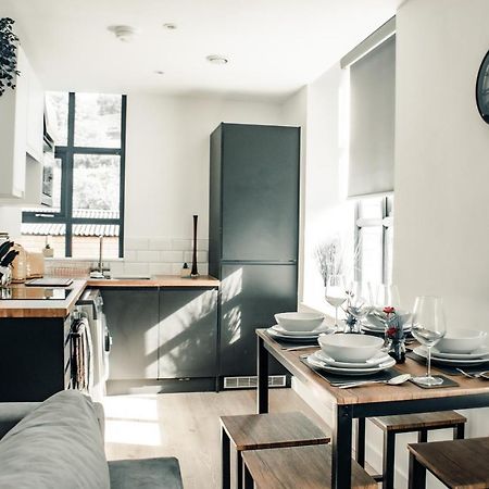 Bv Apt 2 Bedroom At Holmfirth Perfect Views Huddersfield Esterno foto